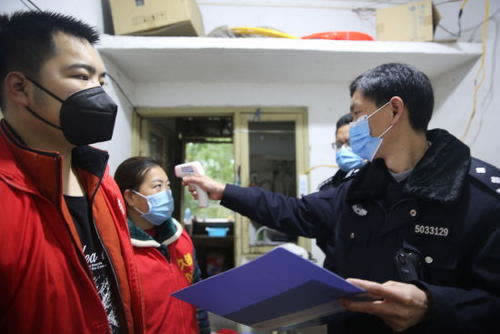 在网站被平台黑专门帮人出到底怎么解决(图)